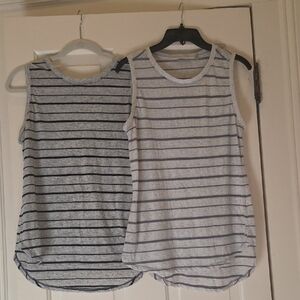 2 Sleveless Athleta Workout/hangout Shirts In Very Good Clean Condition! Size M